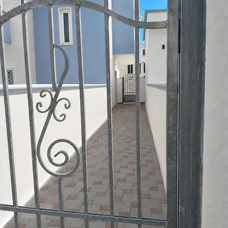 Casa Calypso - Baia Serrone *